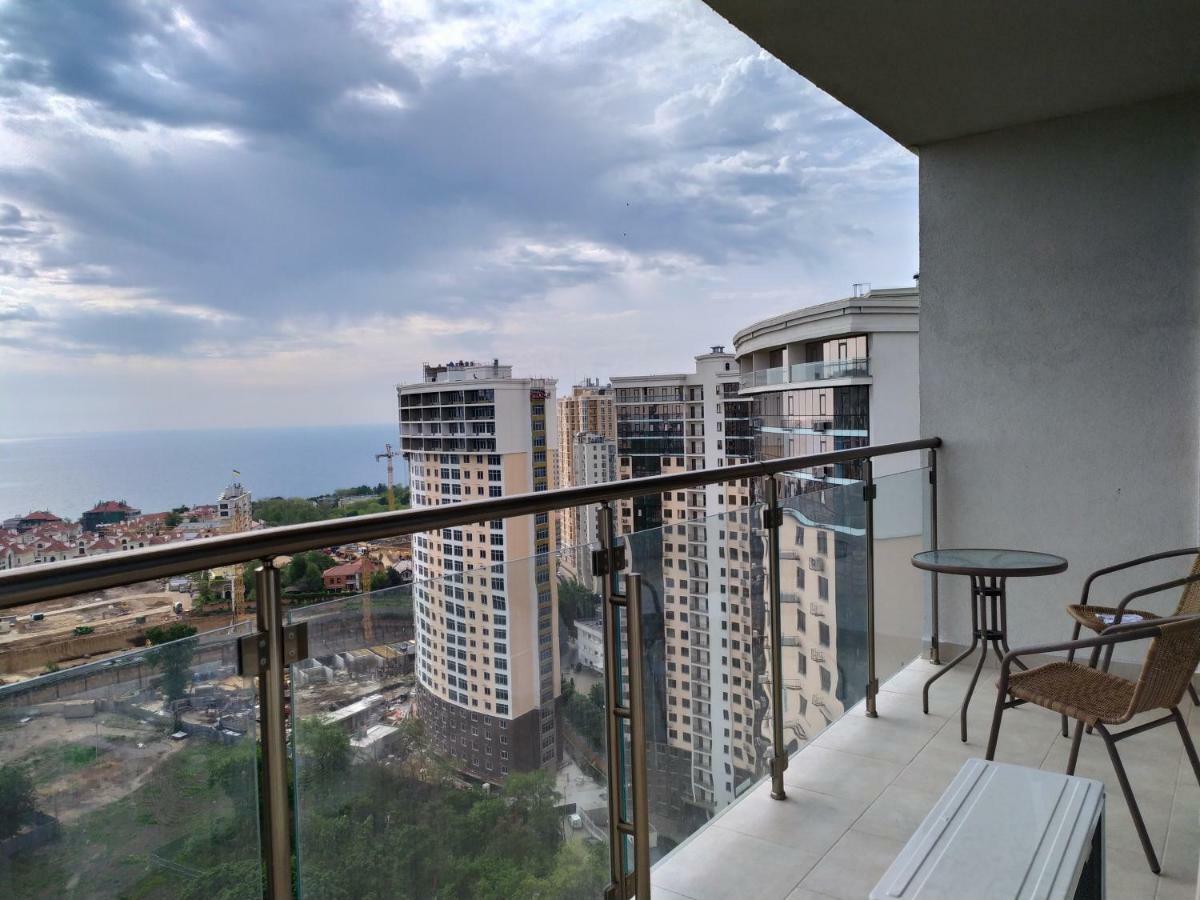 Skyview Apartments Odesa Exterior foto